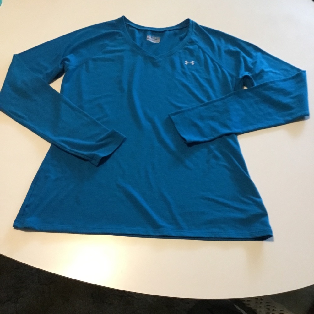 BUNDLE OF 4 NIKE AND UNDERARMOUR TSHIRTS - Picture 7 of 10